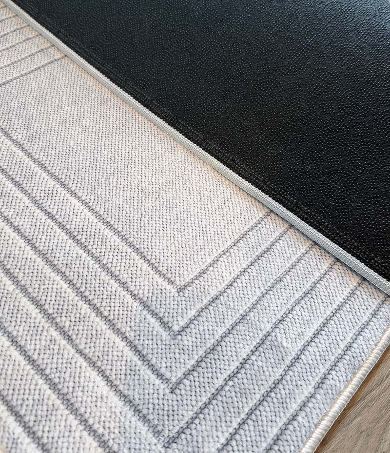 Yara schlichter, moderner, weicher und glänzender Teppich in Beige
