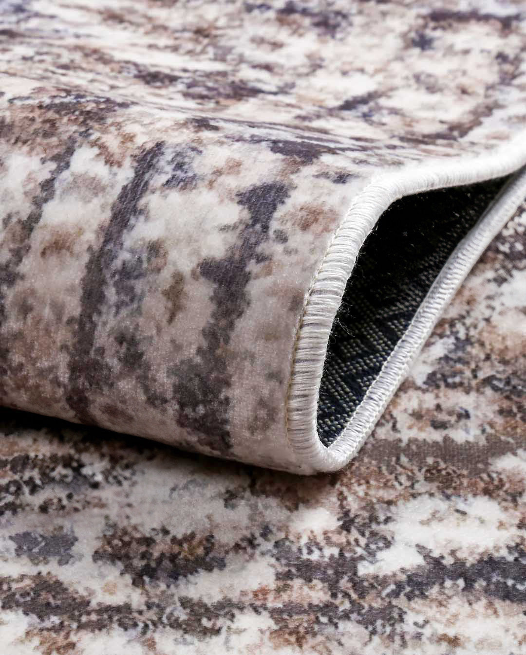 Dima bézs és barna puha és fényes szőnyeg 